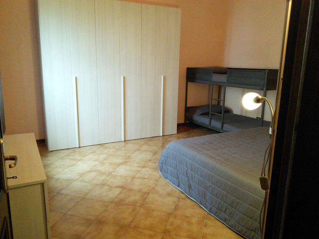 Il Pozzo Apartment มาโรเน ภายนอก รูปภาพ